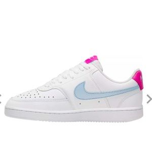 Nike Women’s Vision low